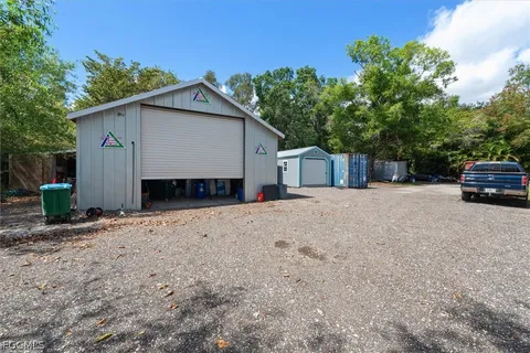 $875,000 | 15710 Shamrock Drive, Fort Myers, FL 33912