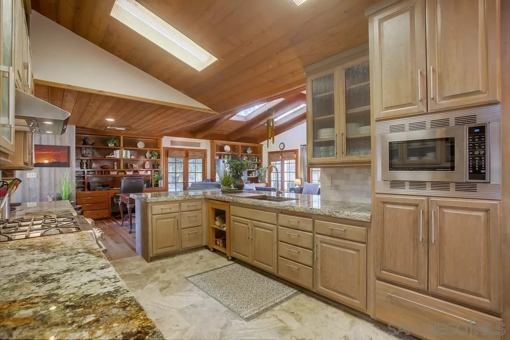 342 Cole Ranch Road Encinitas, CA 92024 - Photo 13 of 34