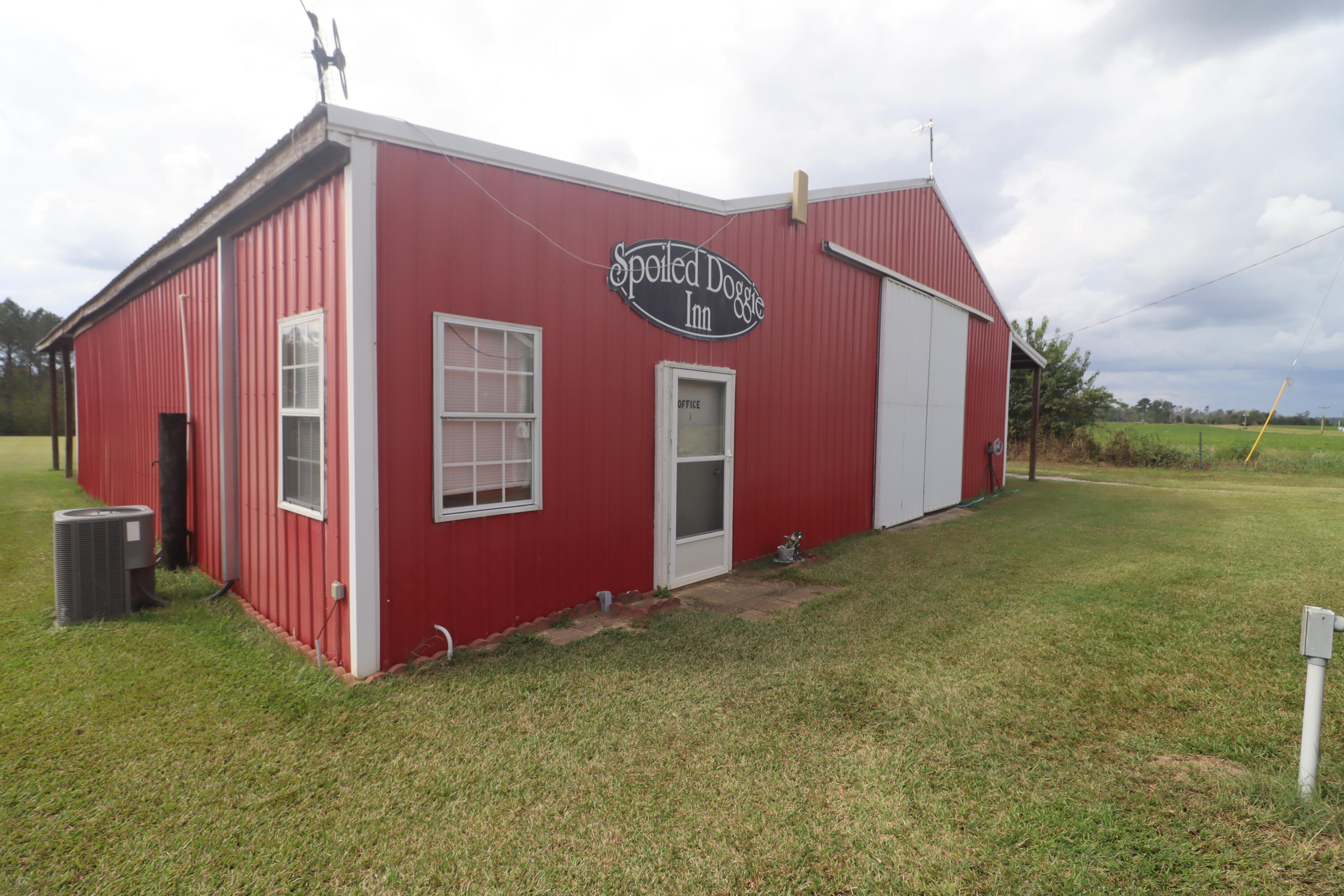 2765 Steiner Place Road Waynesboro, GA 30830 - Photo 53 of 68 Formerly "Spoiled Doggie Inn", a professional grooming and boarding business
