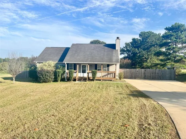 $1,700 | 233 Hawks Nest Road, Commerce, GA 30529