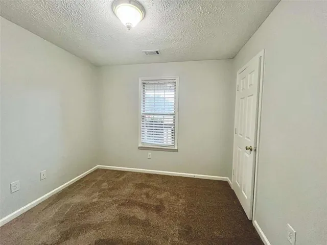 $1,700 | 233 Hawks Nest Road, Commerce, GA 30529