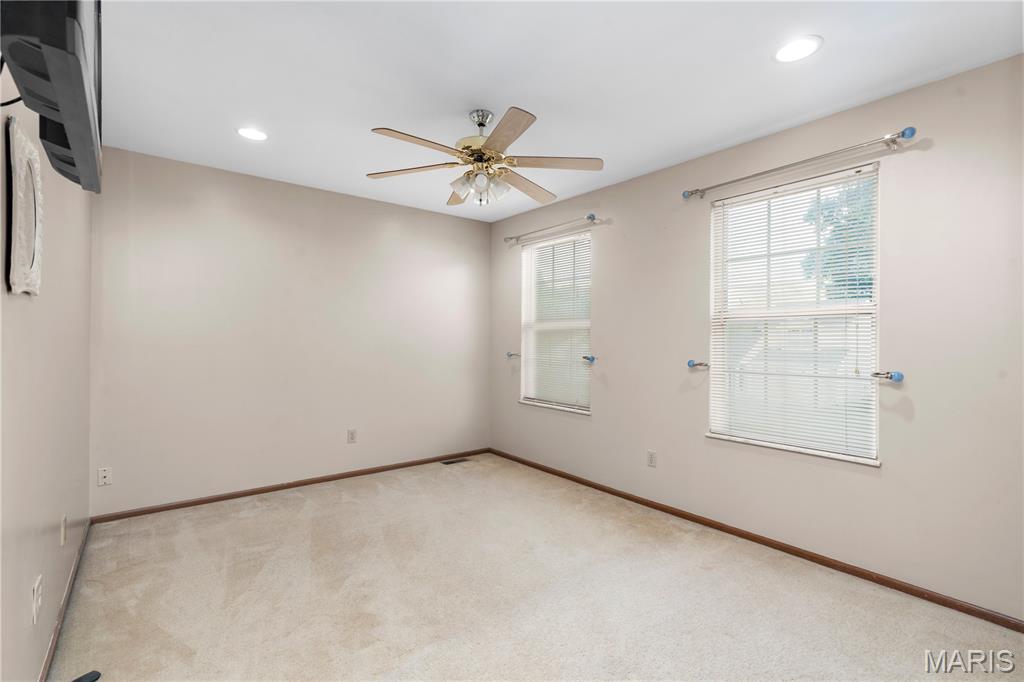 2559 Barrett Pl Drive Ballwin, MO 63021 - Photo 20 of 38