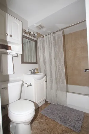 $118,000 | 10931 South Lloyd Drive, Unit 1C, Worth, IL 60482