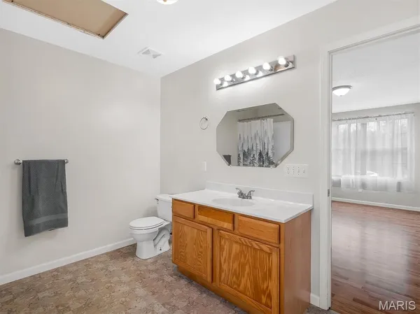 $660,000 | 763 Eagles View Lane, St. Clair, MO 63077
