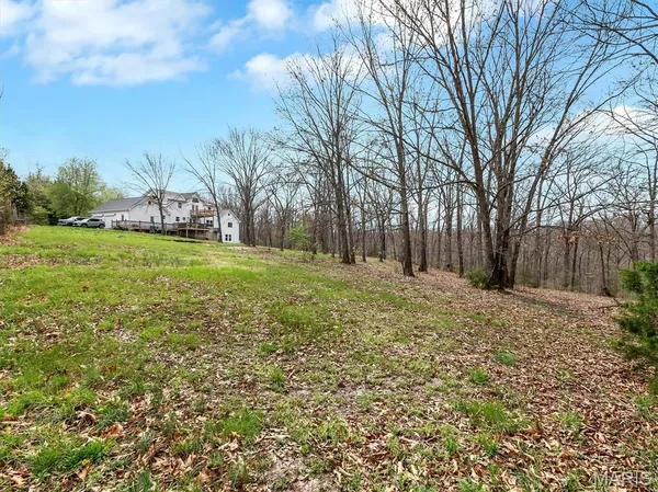 $660,000 | 763 Eagles View Lane, St. Clair, MO 63077
