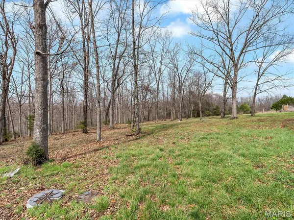 $660,000 | 763 Eagles View Lane, St. Clair, MO 63077