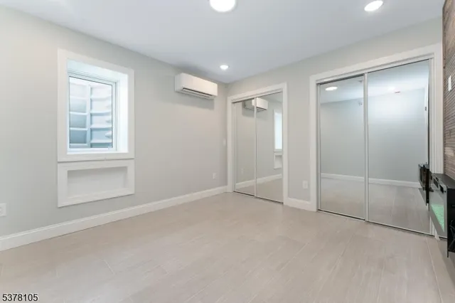 a close up view of a washer and dryer