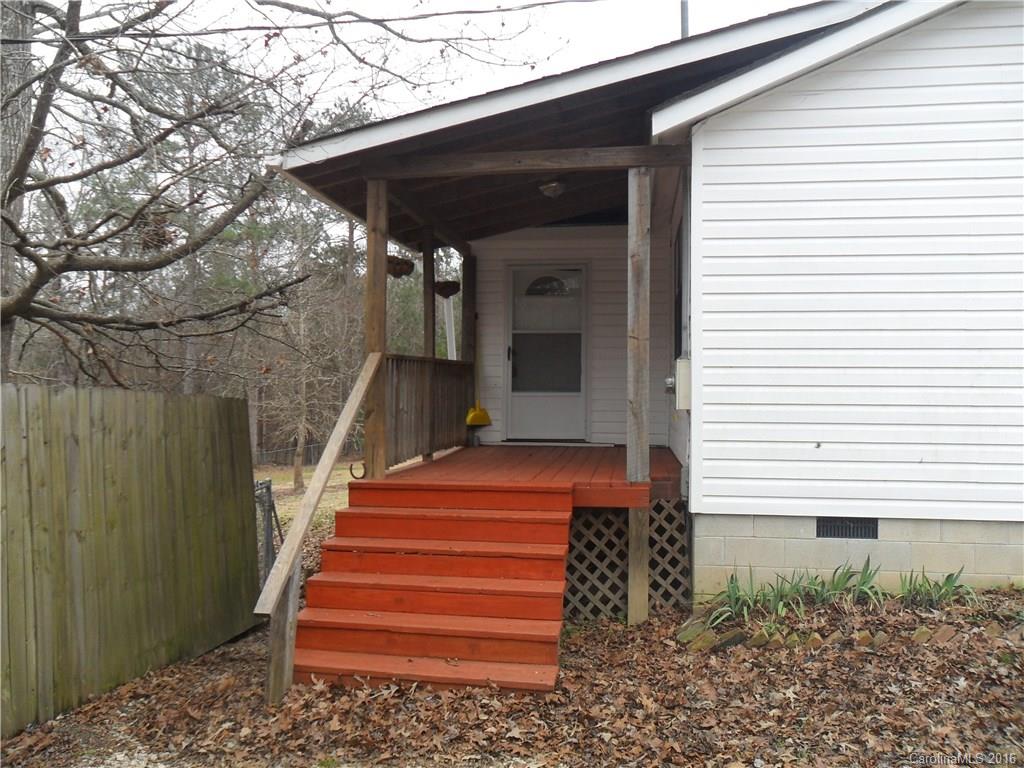 2054 Roberts Road Chester, SC 29706 - Photo 2 of 23