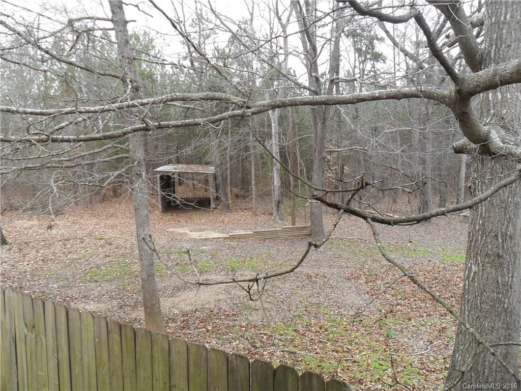 2054 Roberts Road Chester, SC 29706 - Photo 3 of 23