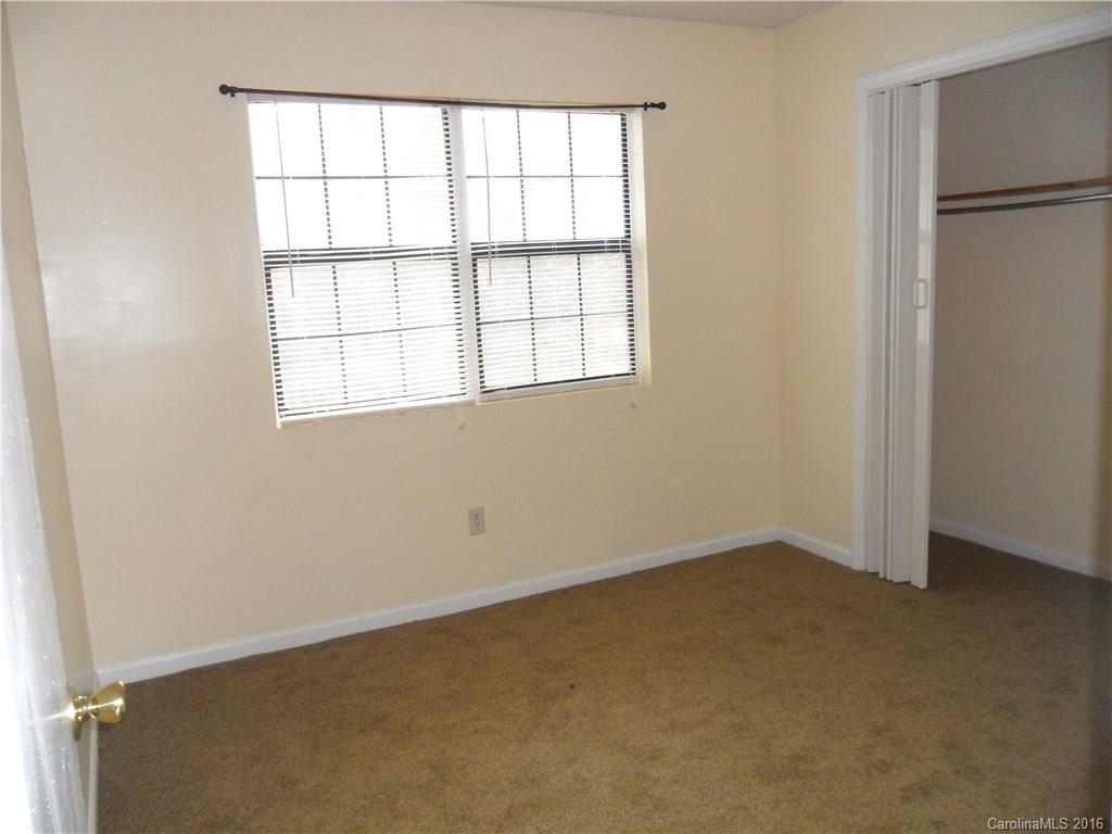 2054 Roberts Road Chester, SC 29706 - Photo 7 of 23