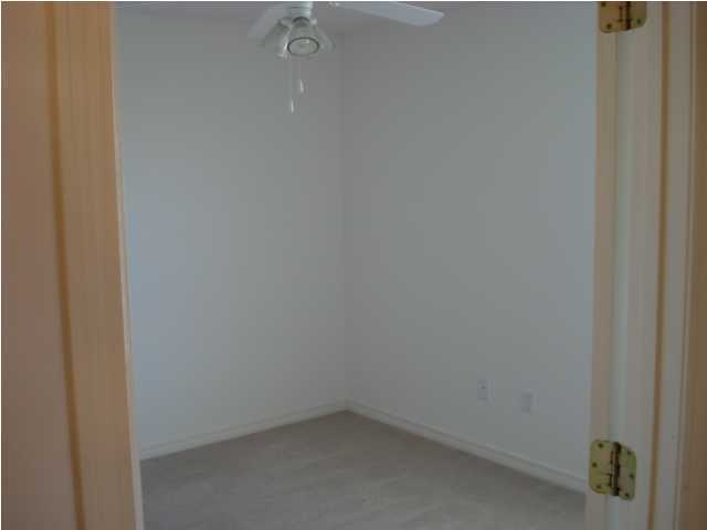 7 6th Shalimar, FL 32579 - Photo 13 of 23 a small space with a window