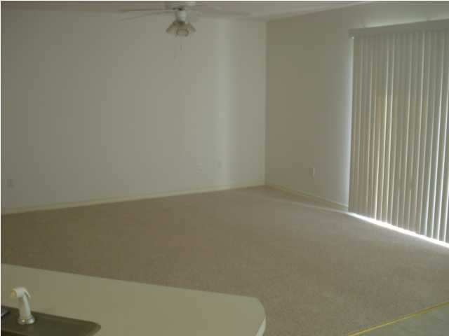 7 6th Shalimar, FL 32579 - Photo 4 of 23 a view of a small space