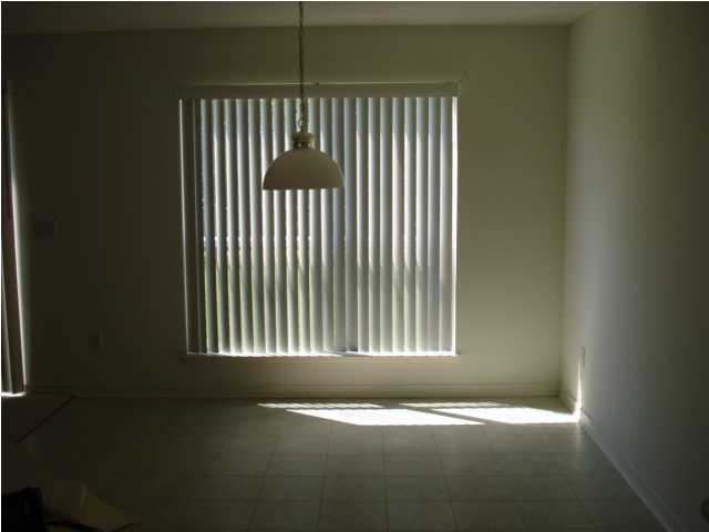 7 6th Shalimar, FL 32579 - Photo 5 of 23 a view of empty room