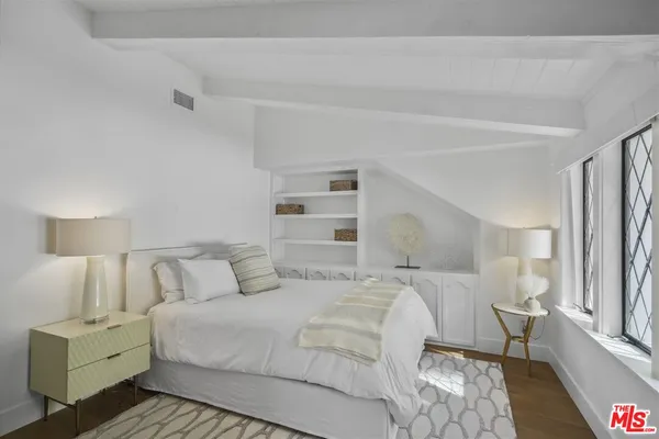 $35,000 | 31500 Victoria Point Road, Malibu, CA 90265