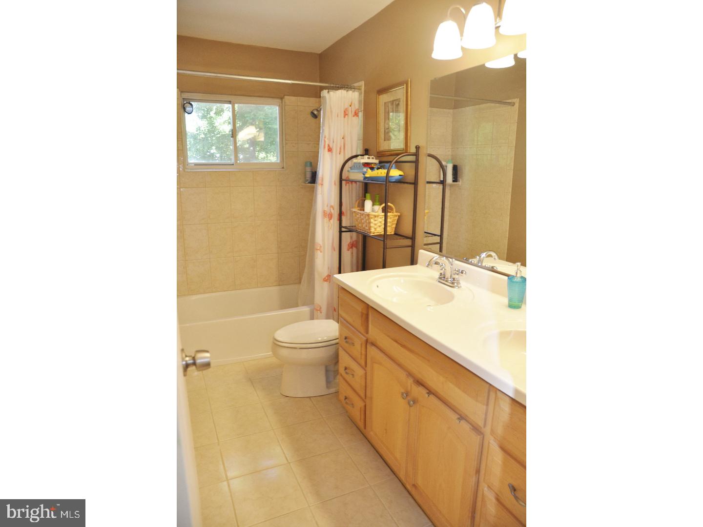 5 Sussex Road Mount Holly, NJ 08060 - Photo 13 of 21 Bathroom