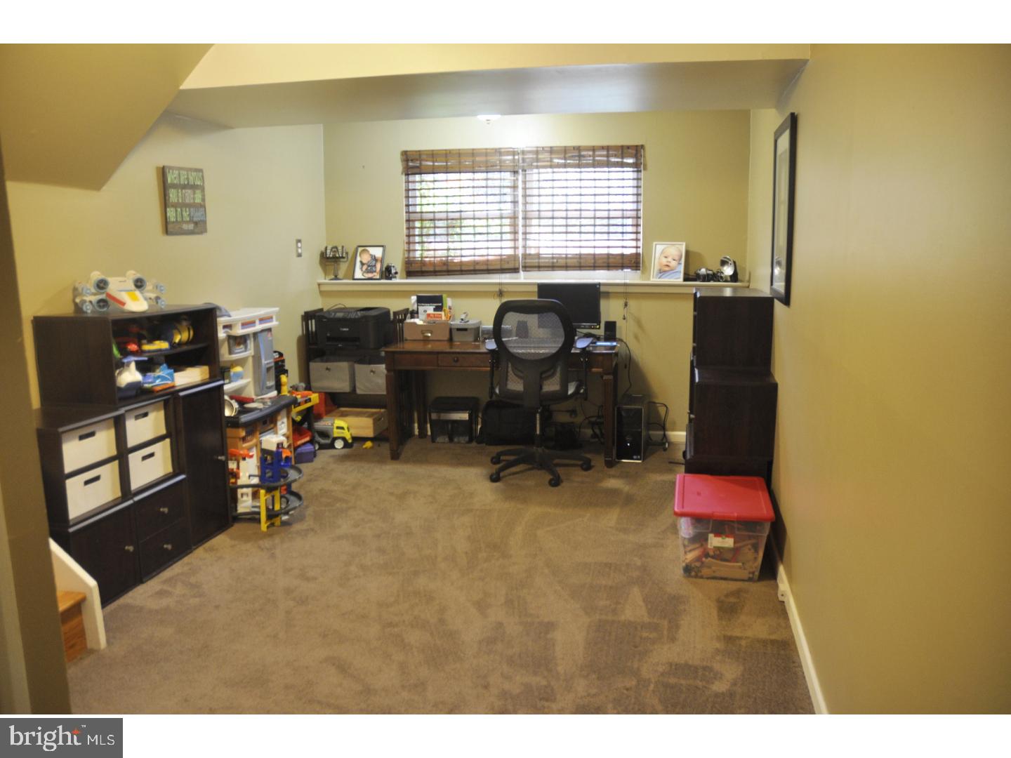 5 Sussex Road Mount Holly, NJ 08060 - Photo 14 of 21 Family Room