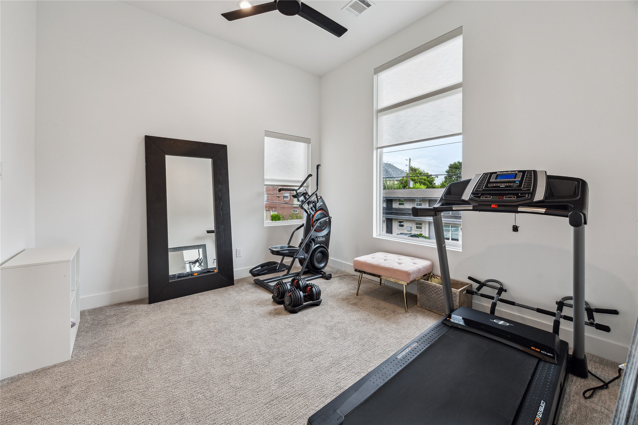 2012 Welch Street Houston, TX 77019 - Photo 11 of 16 Gallery Image 11