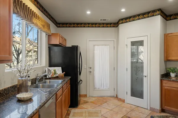 $469,000 | 1212 Vessona Circle, Folsom, CA 95630