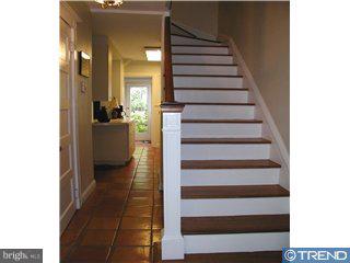 704 Nottingham Road Wilmington, DE 19805 - Photo 2 of 6