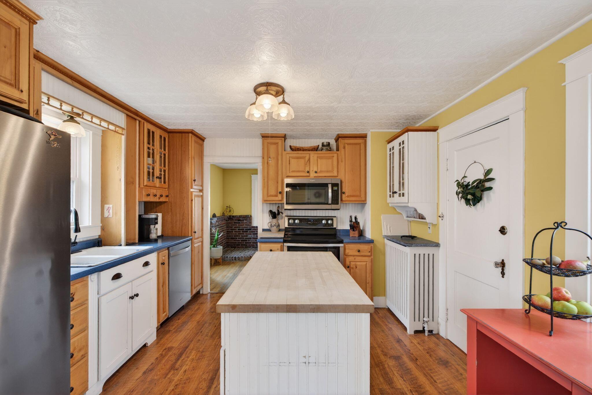 97 Beech Ridge Road York, ME 03909 - Photo 8 of 31 Kitchen