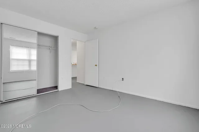 $299,000 | 25 Des Moines Court, Tinton Falls, NJ 07712