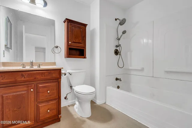 $299,000 | 25 Des Moines Court, Tinton Falls, NJ 07712