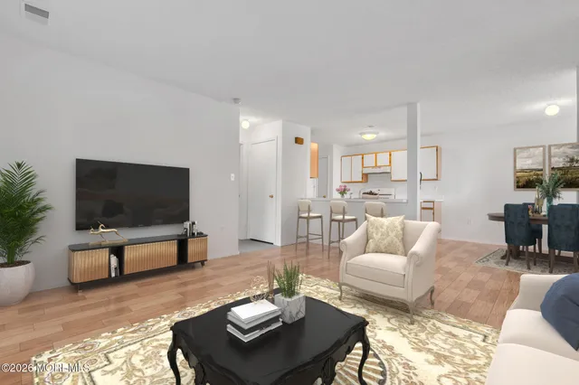 $299,000 | 25 Des Moines Court, Tinton Falls, NJ 07712