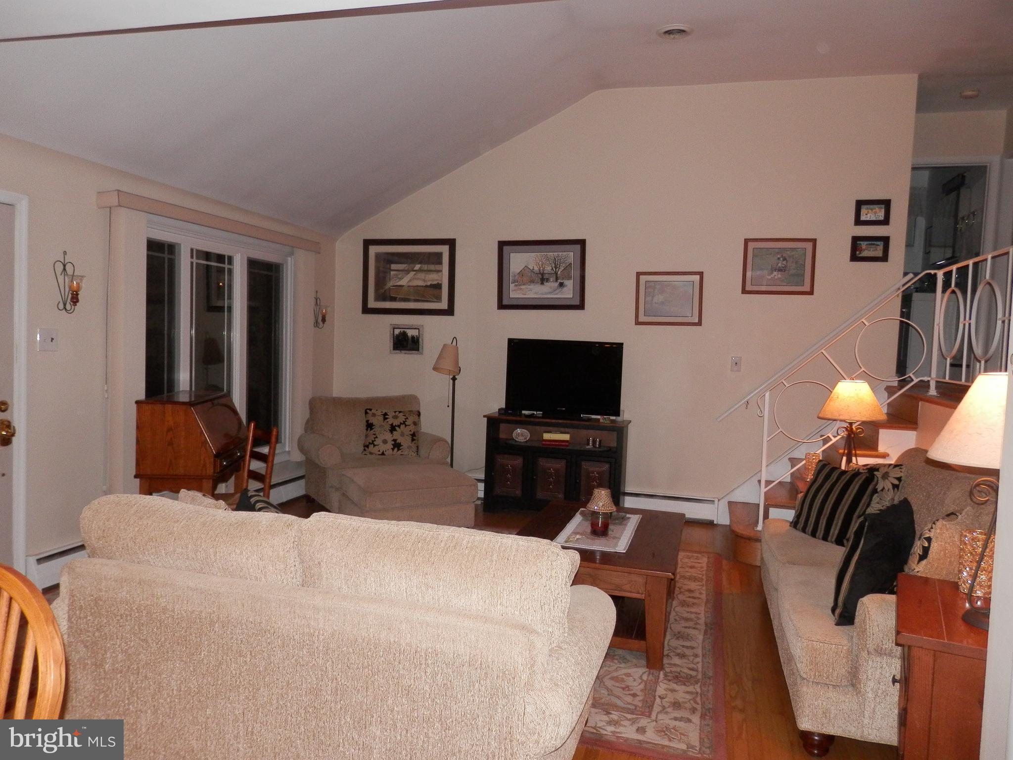 302 North Malin Road Broomall, PA 19008 - Photo 8 of 60