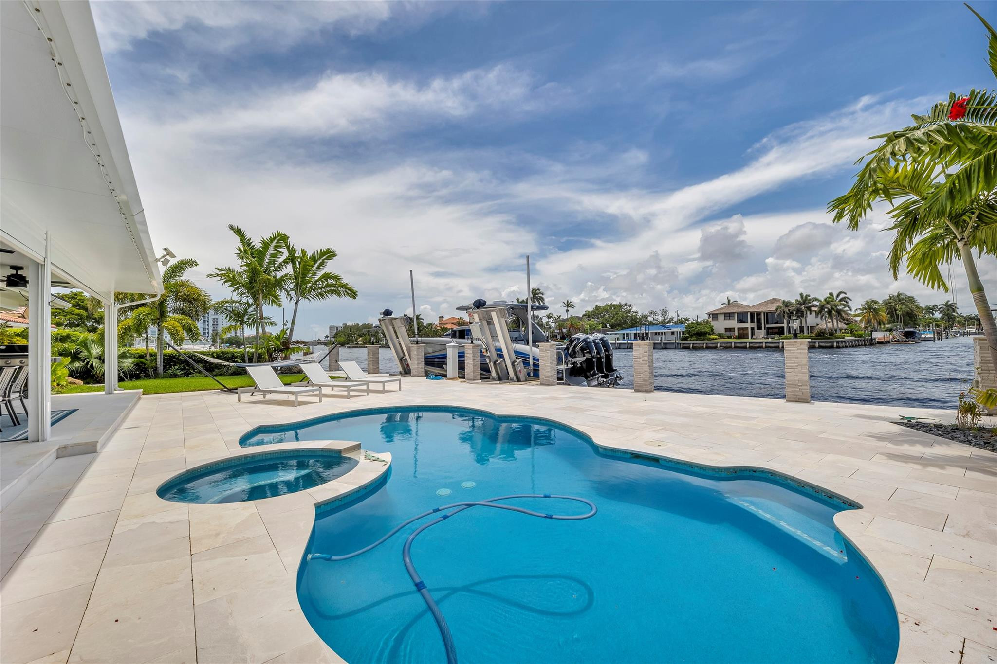 2005 North Riverside Drive Pompano Beach, FL 33062 - Photo 4 of 56 Photo 4