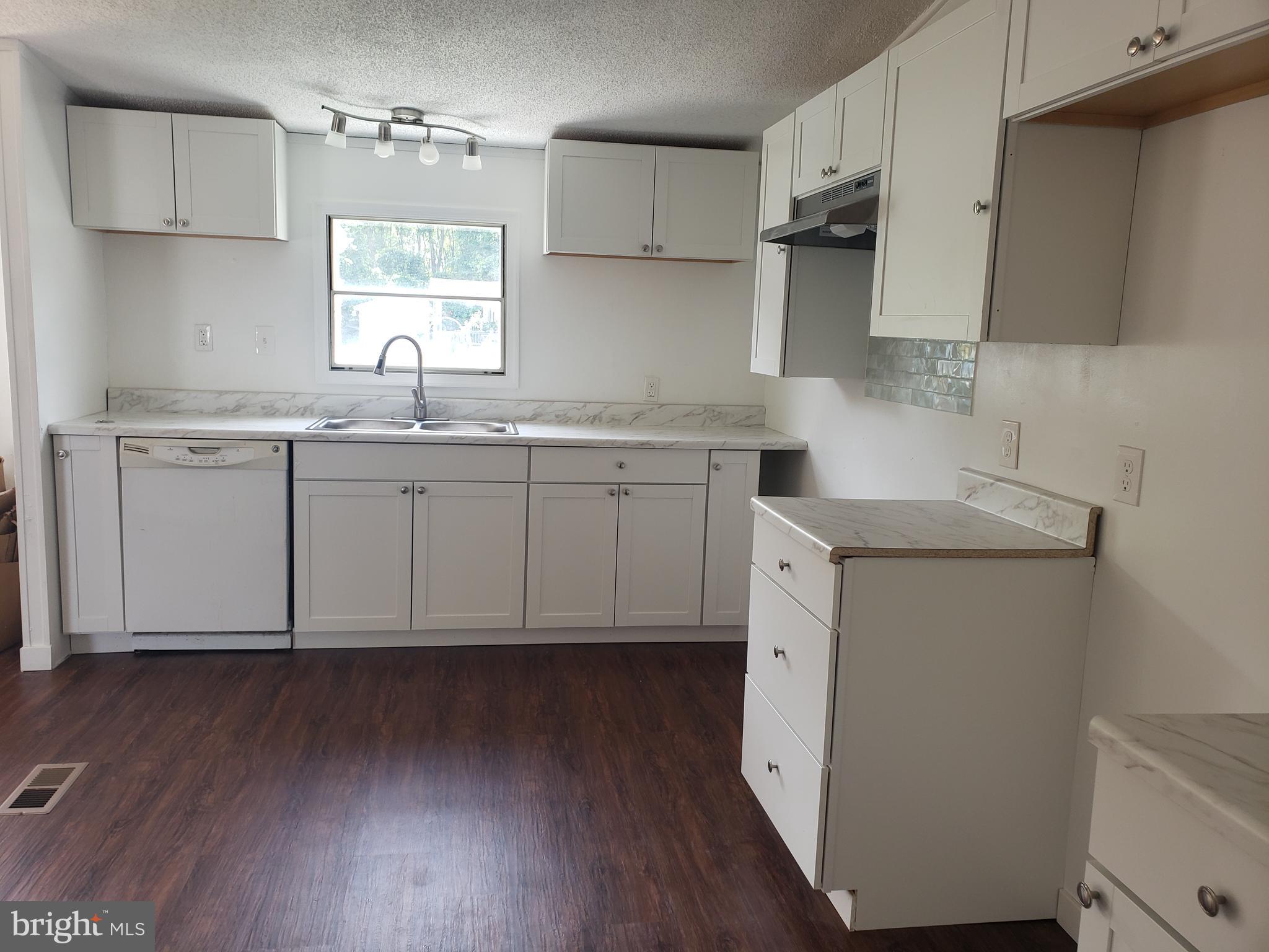 51 Monarch Drive Carlisle, PA 17015 - Photo 3 of 40