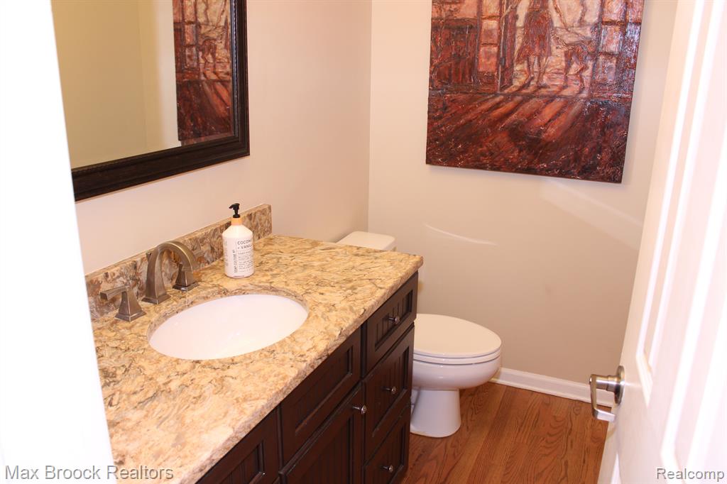 1677 Gilsam Avenue Rochester Hills, MI 48309 - Photo 33 of 57