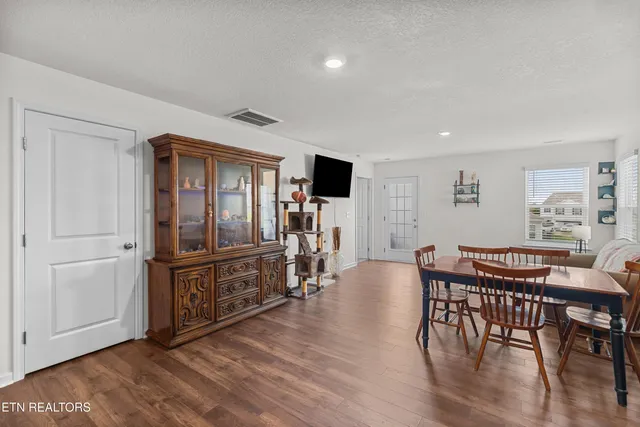 $304,999 | 2024 Southwood Circle, Morristown, TN 37813