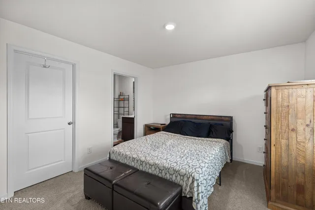 $304,999 | 2024 Southwood Circle, Morristown, TN 37813