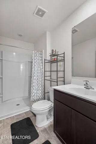 $304,999 | 2024 Southwood Circle, Morristown, TN 37813