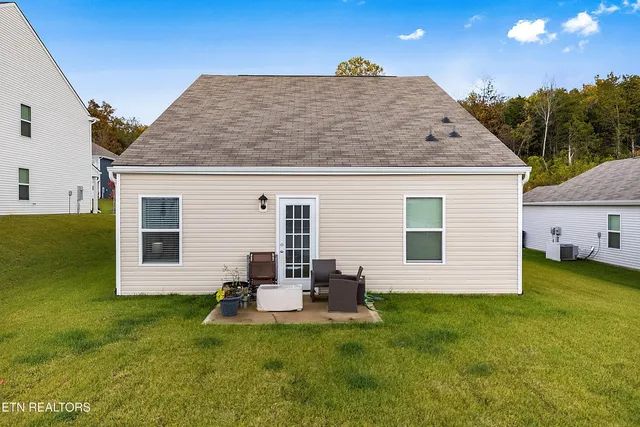 $304,999 | 2024 Southwood Circle, Morristown, TN 37813