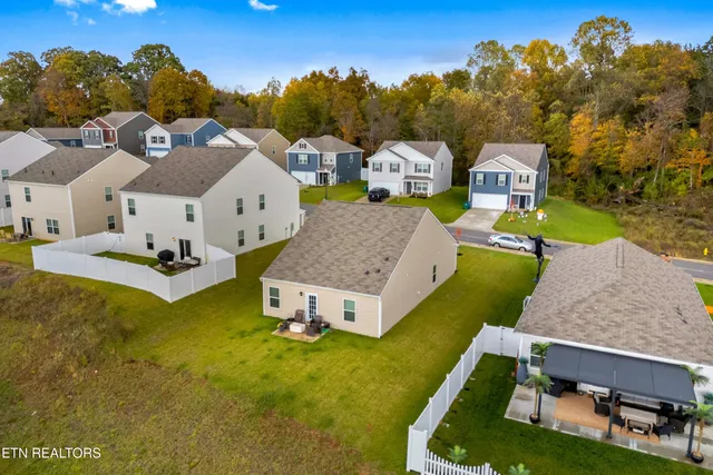 $304,999 | 2024 Southwood Circle, Morristown, TN 37813