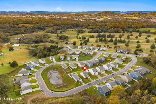 $304,999 | 2024 Southwood Circle, Morristown, TN 37813