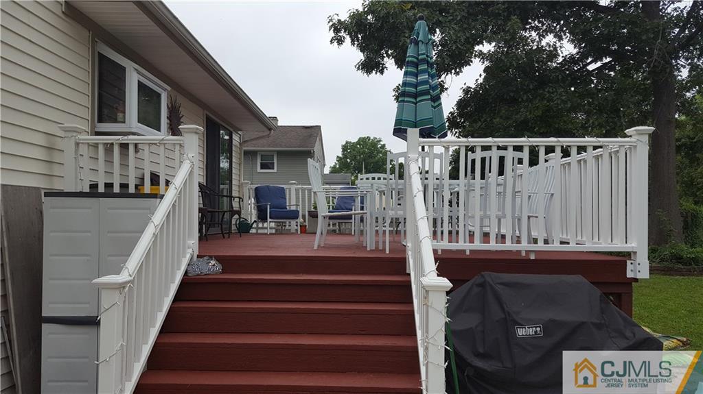 11 Overhill Road East Brunswick, NJ 08816 - Photo 20 of 21 Gallery Image 20