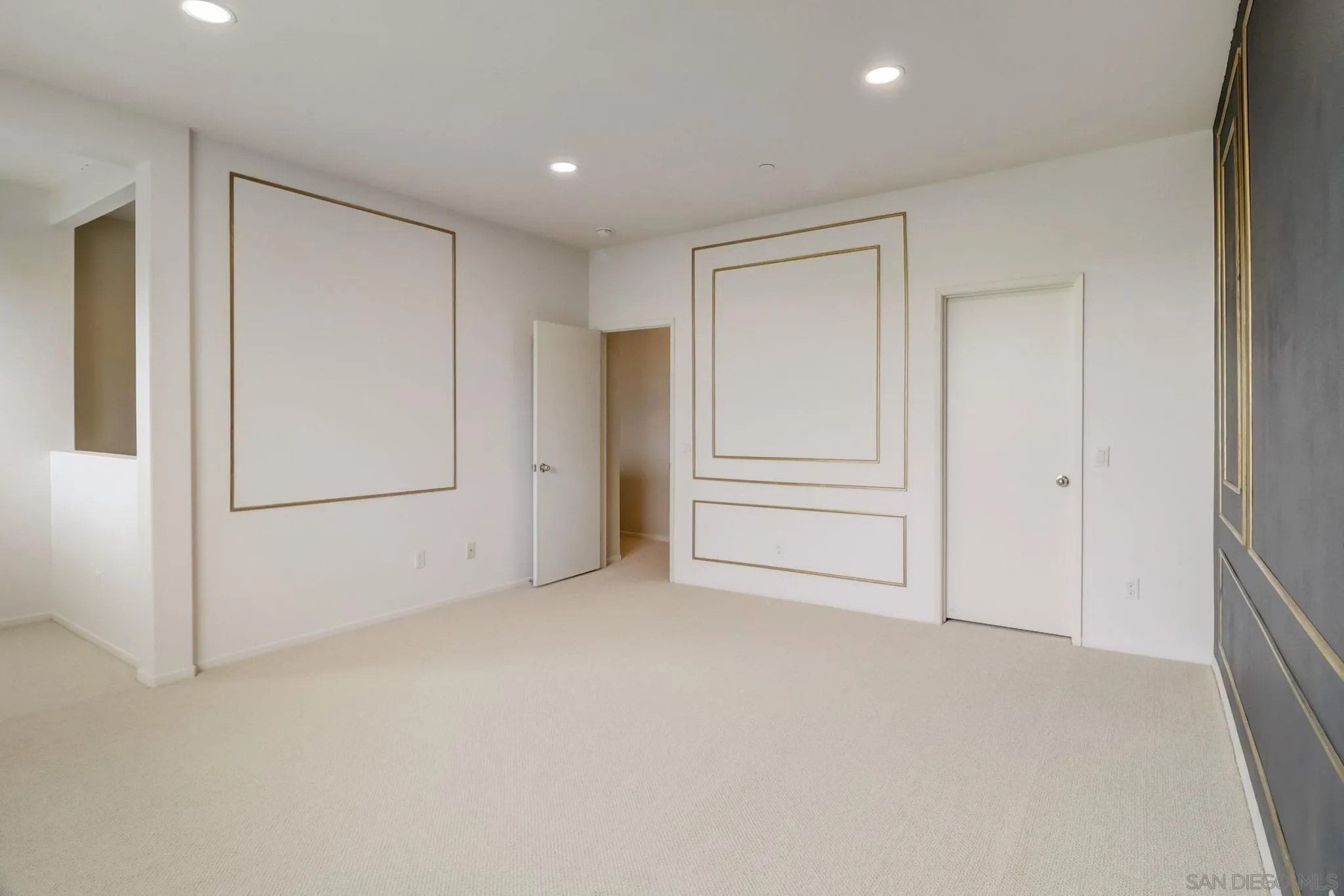 1395 Santa Diana Road, Unit 4 Chula Vista, CA 91913 - Photo 14 of 32 Gallery Image 14