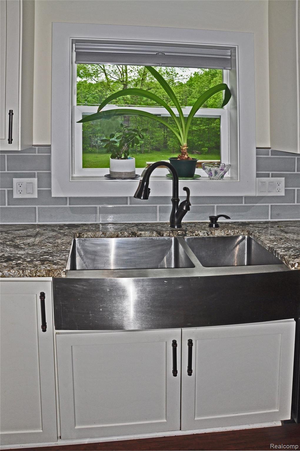 3870 Warner Road Howell, MI 48855 - Photo 16 of 70 42 (2).jpg