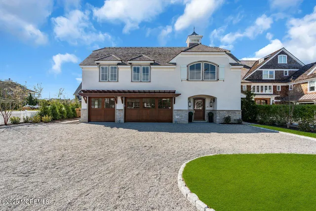 $18,750,000 | 940 Barnegat Lane, Mantoloking, NJ 08738