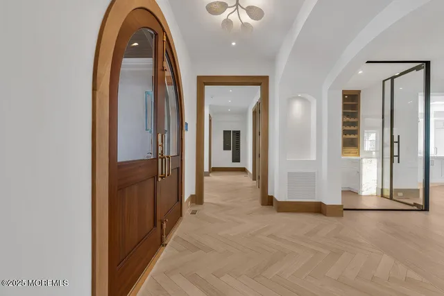 $18,750,000 | 940 Barnegat Lane, Mantoloking, NJ 08738