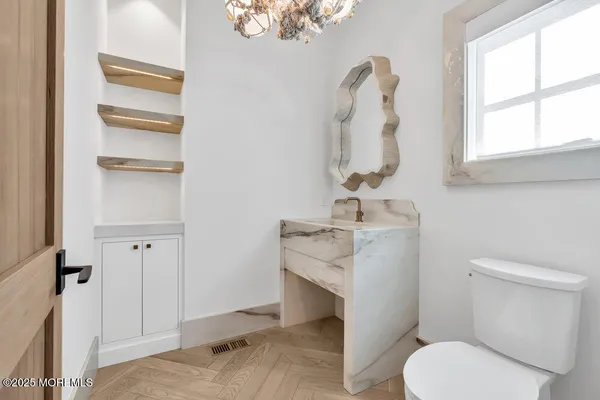 $16,500,000 | 940 Barnegat Lane, Mantoloking, NJ 08738