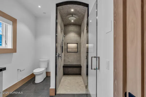 $16,500,000 | 940 Barnegat Lane, Mantoloking, NJ 08738