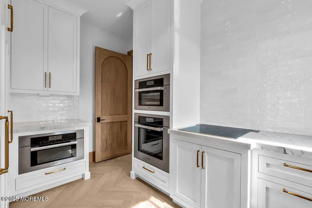 $18,750,000 | 940 Barnegat Lane, Mantoloking, NJ 08738