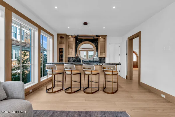 $16,500,000 | 940 Barnegat Lane, Mantoloking, NJ 08738