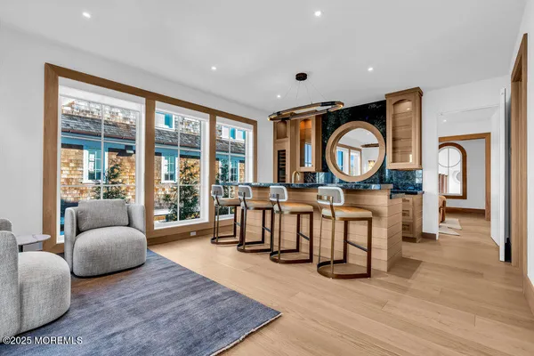 $16,500,000 | 940 Barnegat Lane, Mantoloking, NJ 08738