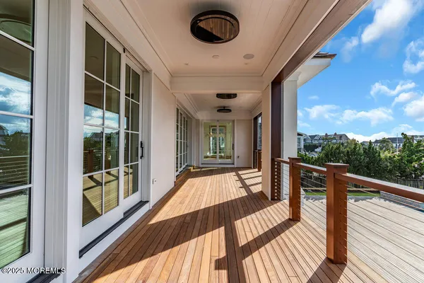 $16,500,000 | 940 Barnegat Lane, Mantoloking, NJ 08738