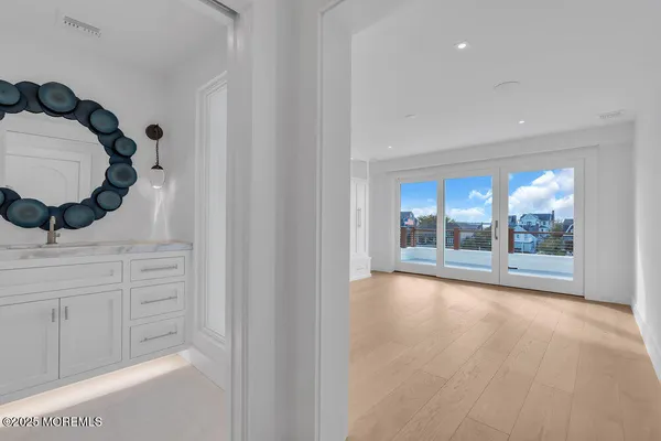 $16,500,000 | 940 Barnegat Lane, Mantoloking, NJ 08738