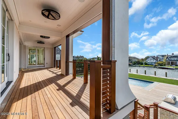 $16,500,000 | 940 Barnegat Lane, Mantoloking, NJ 08738